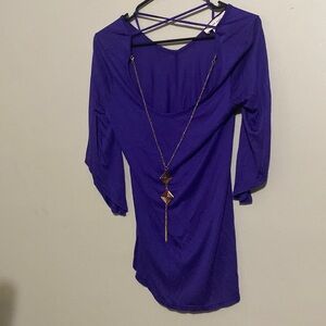 Woman’s purple top size large